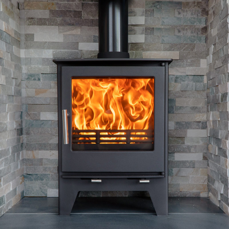 Snug 7 stove by Ecosy+ Snug 7 stove by Ecosy+